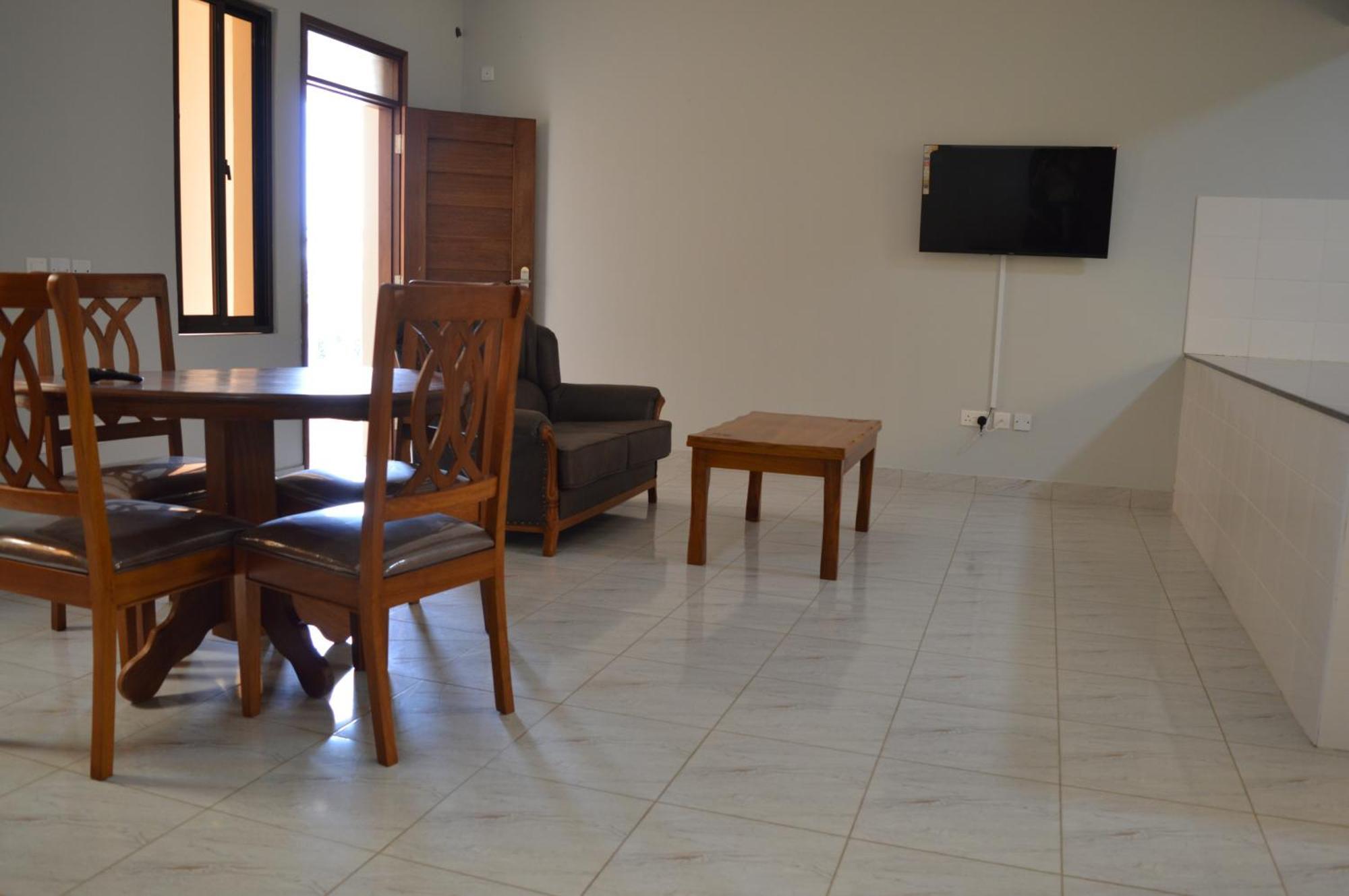 Hotel Tiffany Mombassa Buitenkant foto
